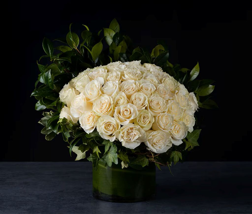 White Rose Simplicity