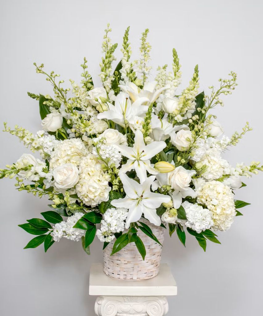 Traditional Elegance Basket Arrangement – North Star Blooms, Roseville MN