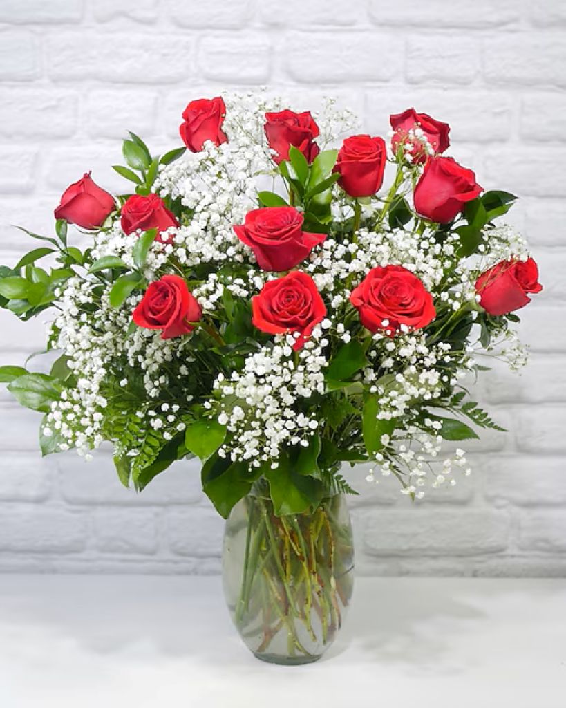 Classic Dozen Roses with Baby's Breath – North Star Blooms, Roseville MN