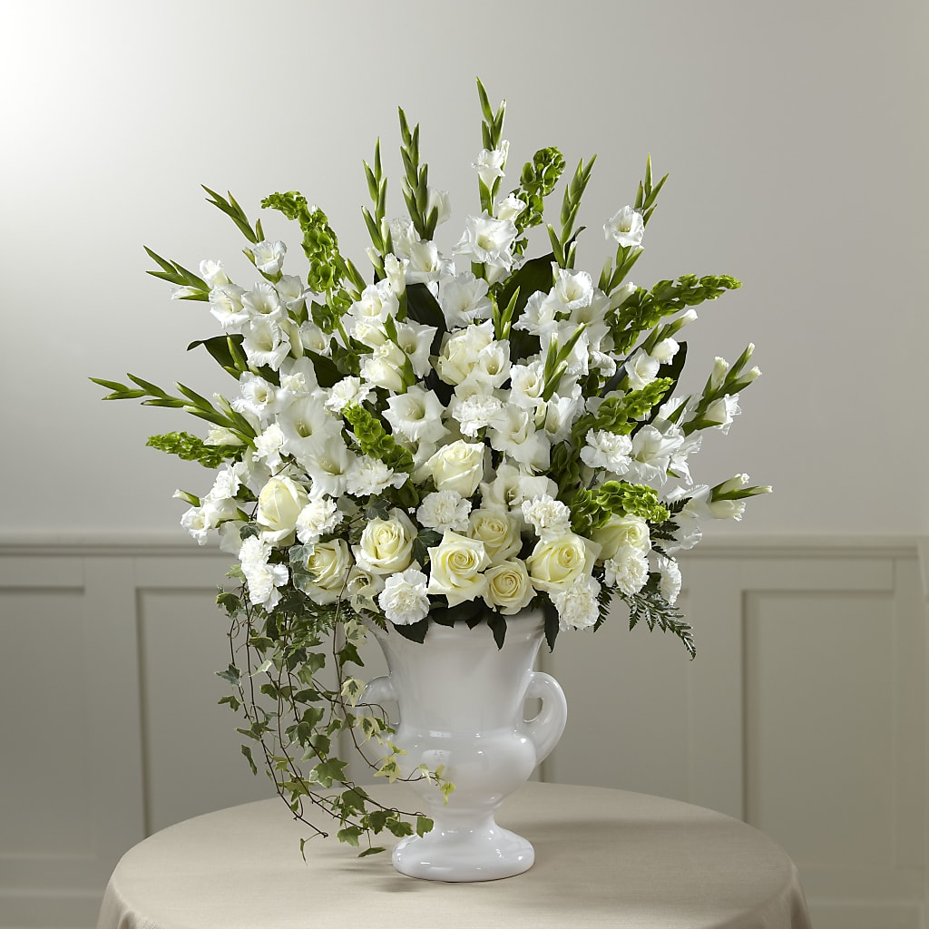 Fond Reflections Arrangement – North Star Blooms, Roseville MN