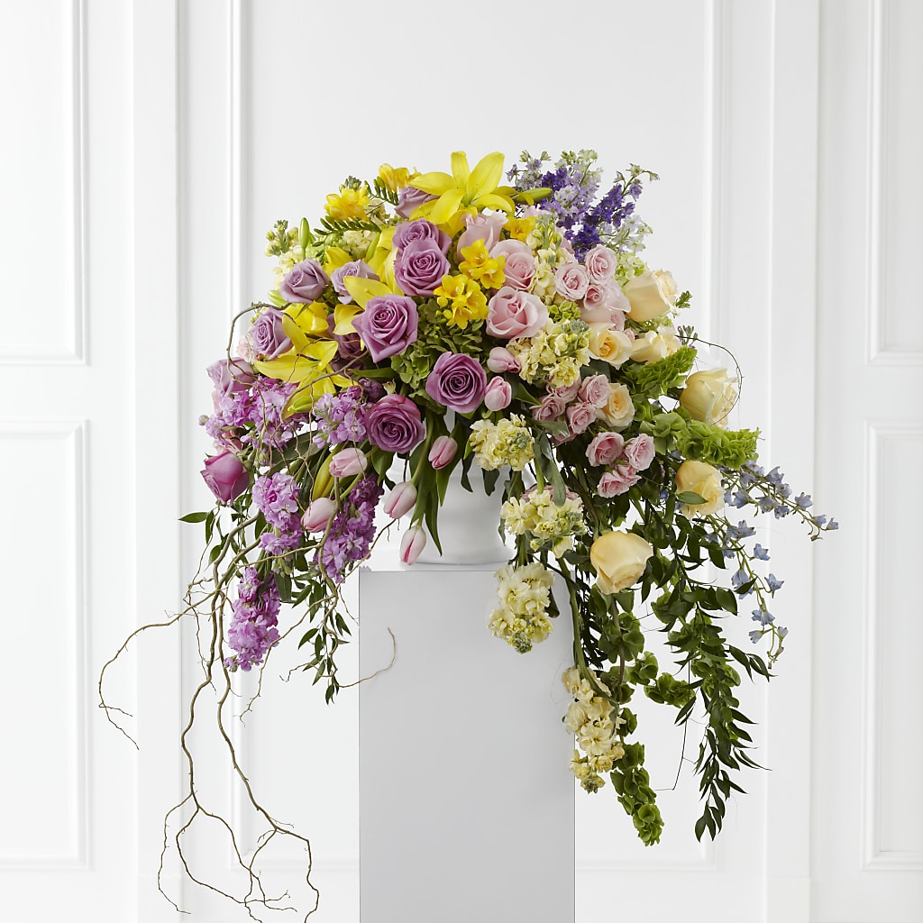 Display of Affection Arrangement – North Star Blooms, Roseville MN