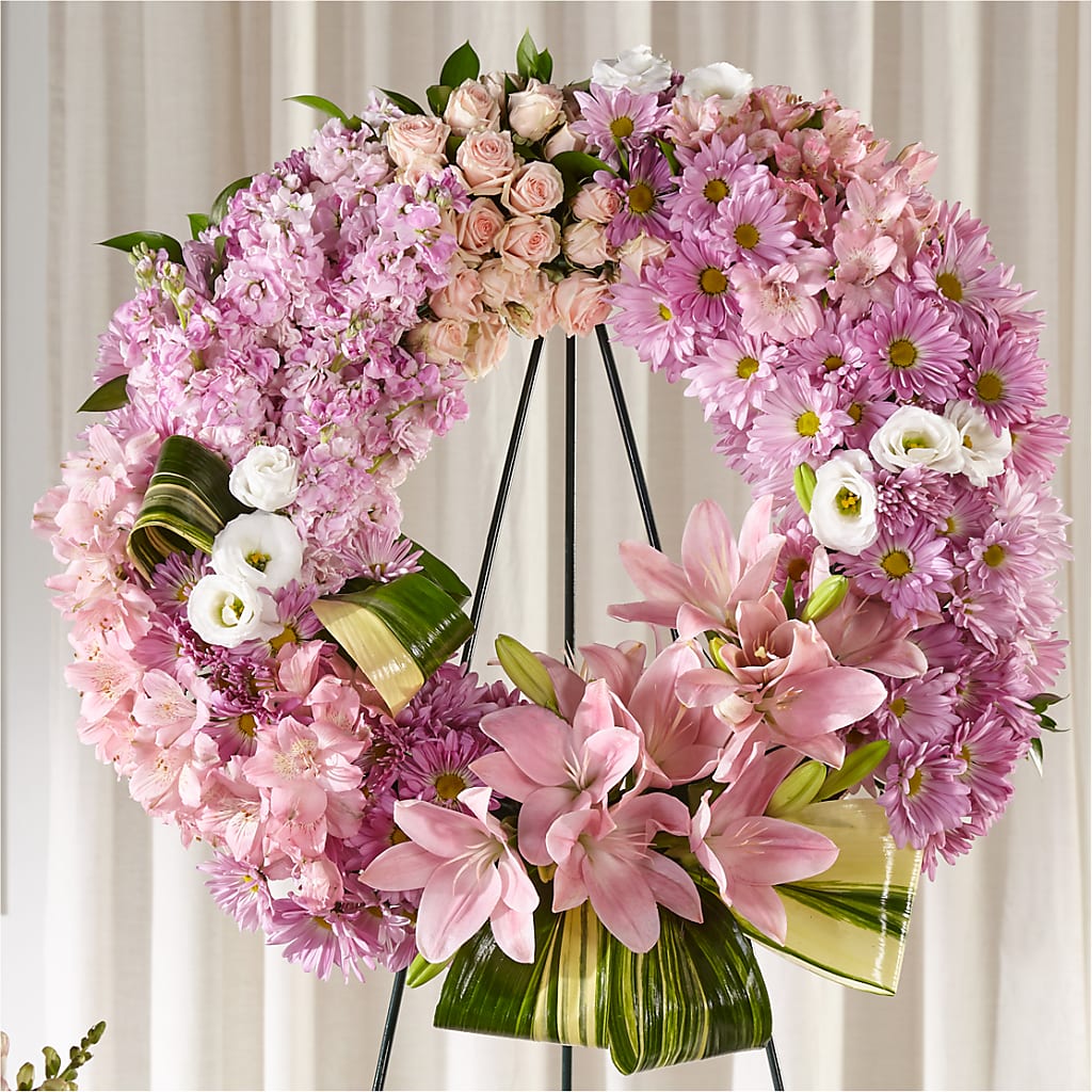 Gift of Warmth Wreath – North Star Blooms, Roseville MN