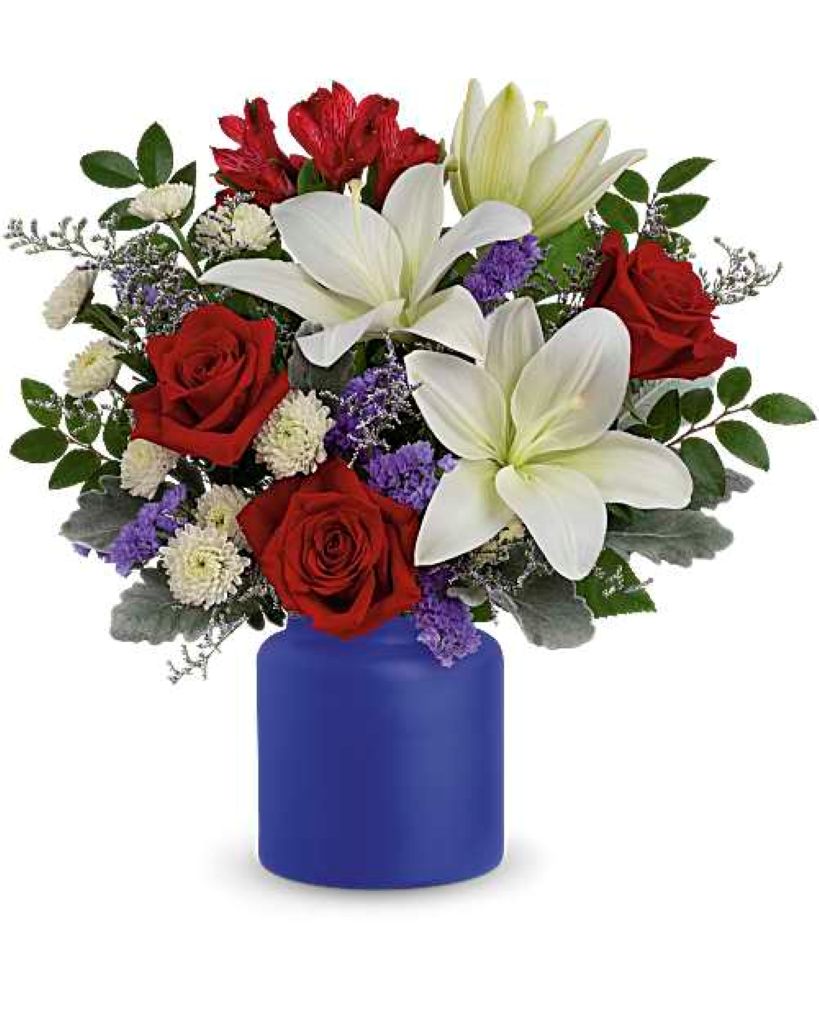 Teleflora's Rose Revelry Bouquet – North Star Blooms, Roseville MN