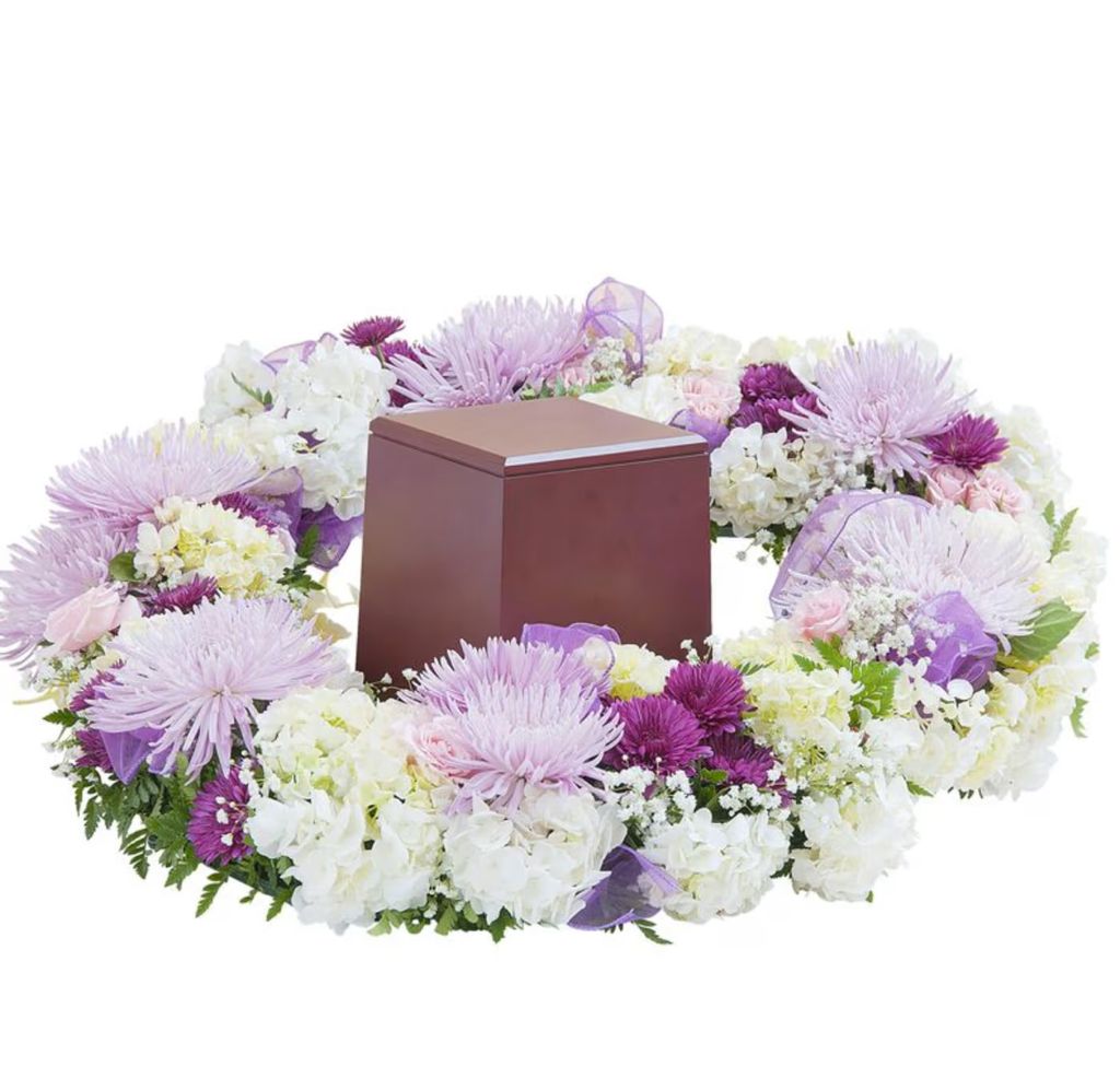 Soft And Sweet Surround – North Star Blooms, Roseville MN