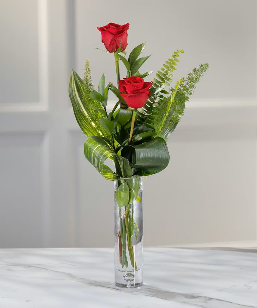 Deluxe Red Rose Budvase