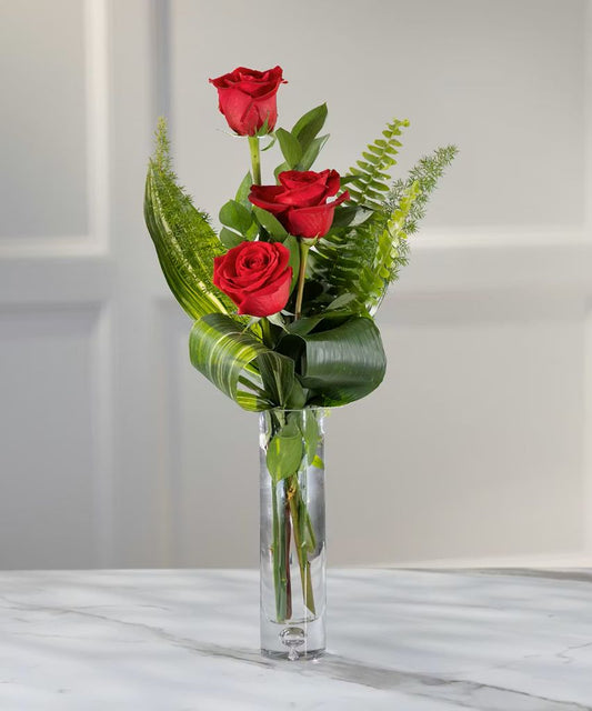 Deluxe Red Rose Budvase