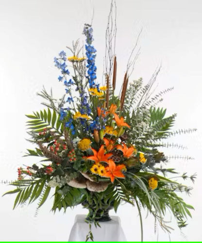 Woodland Traditional Tribute –  North Star Blooms, Roseville MN