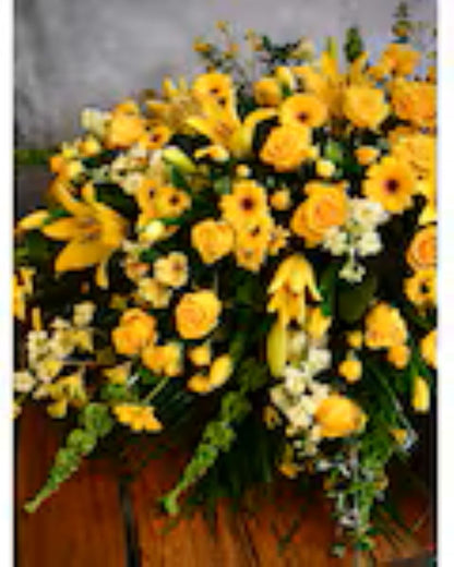 Golden Casket Spray
