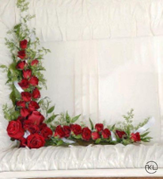 Beautiful Classic Red Adornment