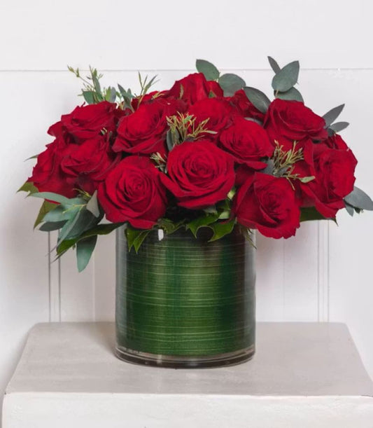 New Romance Two Dozen Roses