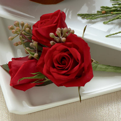 Red Spray Rose Boutonniere –  North Star Blooms, Roseville MN